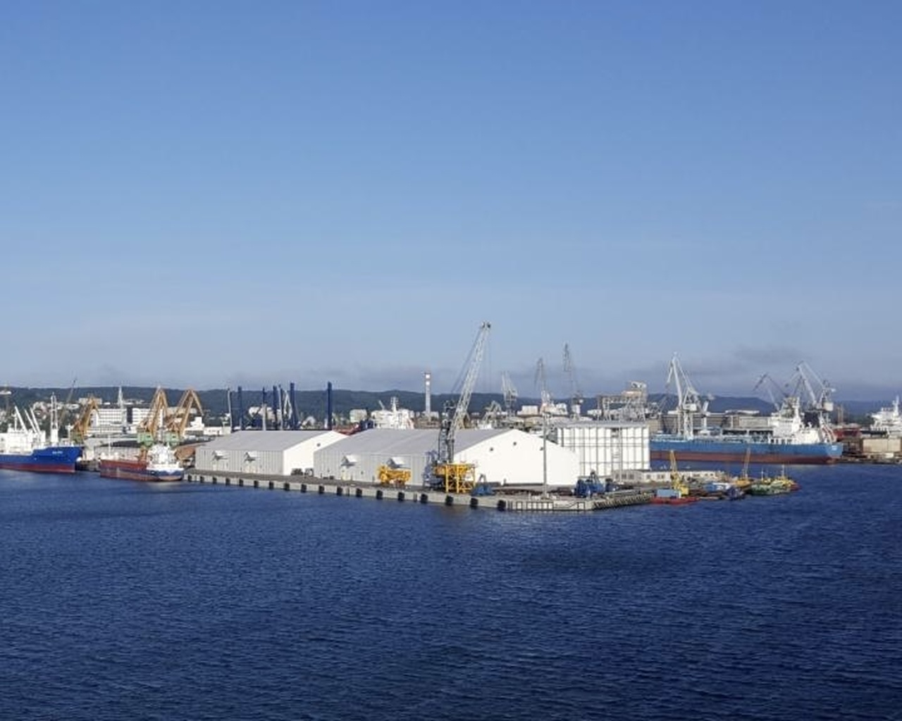 hall tents on the wharf 3_Easy-Resize.com