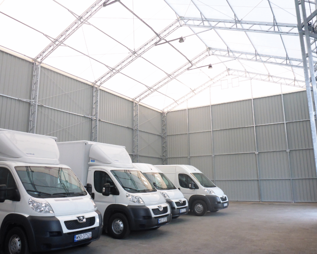 Hala serwisowa namiotowa z wyposażeniem technicznym